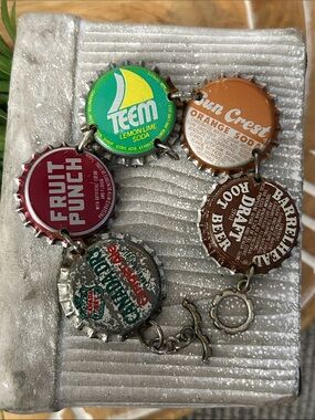 Vintage Soda Bottle Cap Bracelet NEW reverses to religious photos under resin